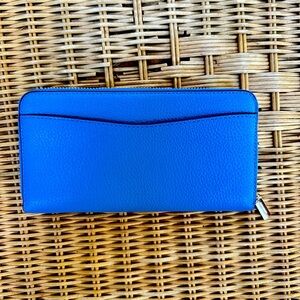 Kate Spade wallet. New with tags.